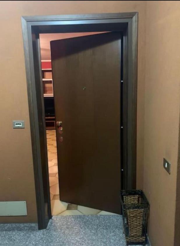 Appartamento Brevi Periodi "Pedrini'S Welcome Home" 贝尔加莫 外观 照片